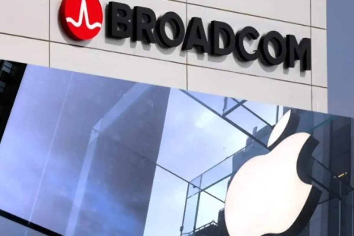 Apple and Broadcom Sign Over $30 Billion Chip Deal
